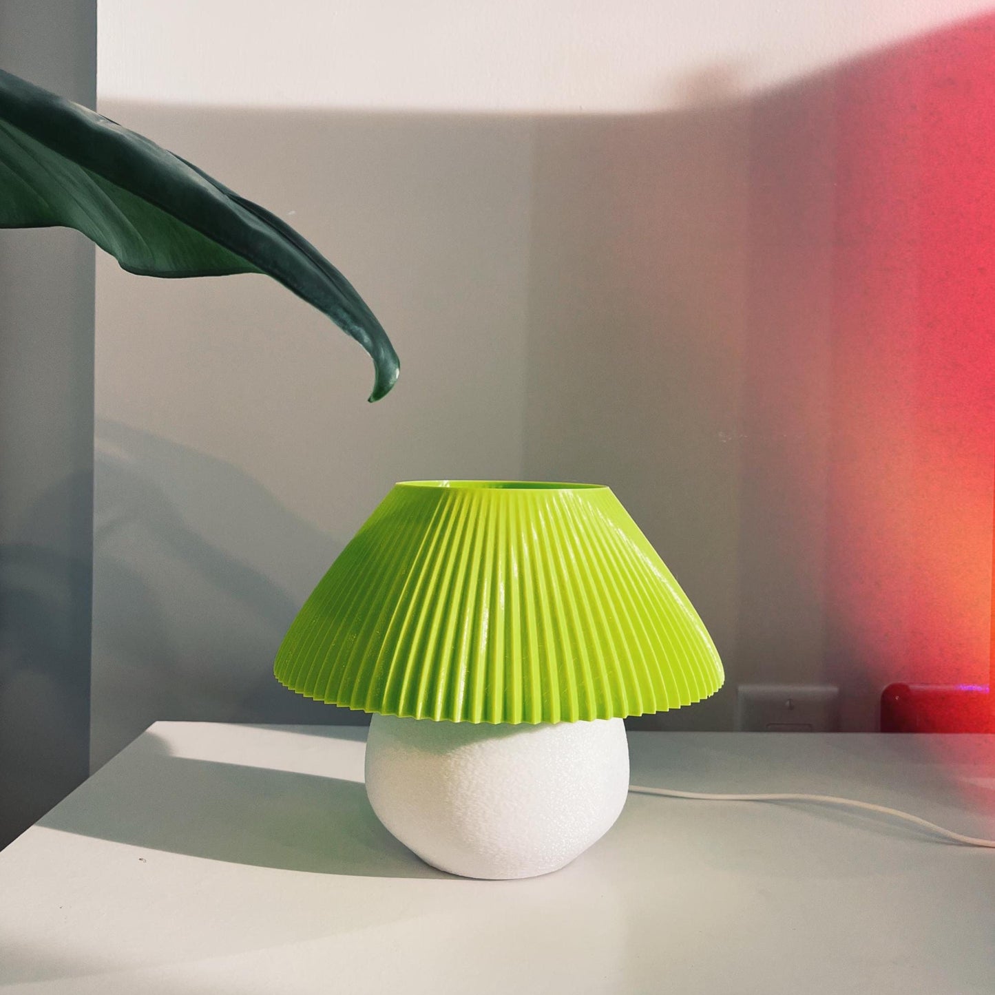 Green Petal Lamp with nature-inspired tone and soft ambient glow